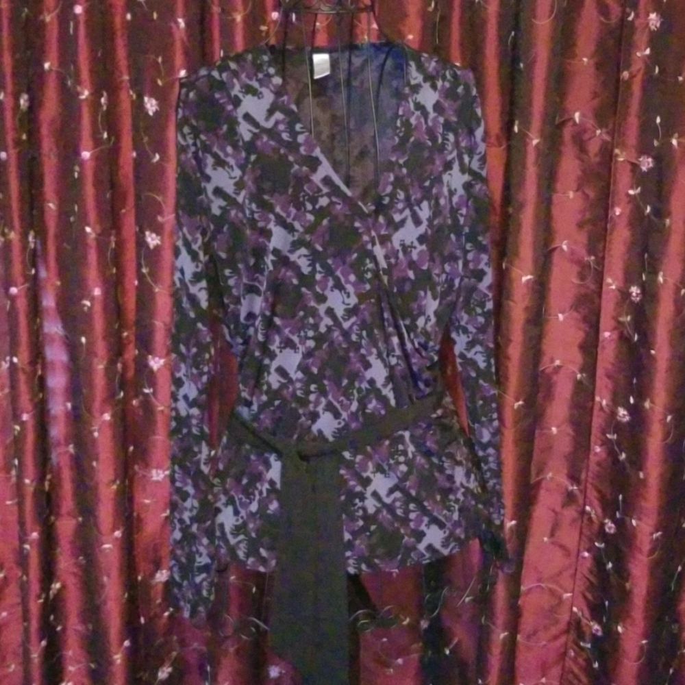Women's Long Sleeved Dress Shirt